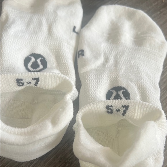 lululemon athletica Black and White Ankle Socks Size M - Picture 5 of 5